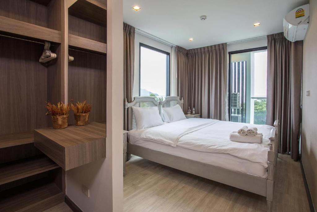 The Sunshine Bangsaray Apartment Bang Sare Exterior photo