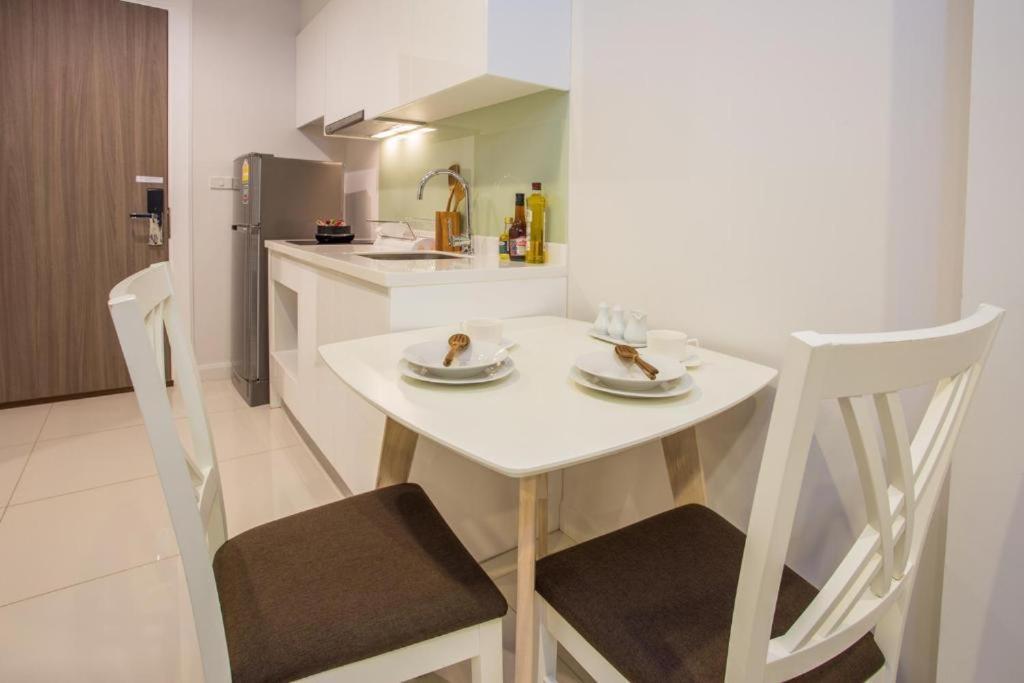 The Sunshine Bangsaray Apartment Bang Sare Exterior photo