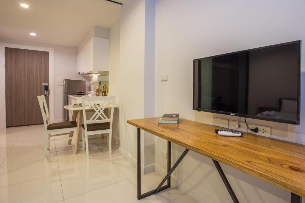 The Sunshine Bangsaray Apartment Bang Sare Exterior photo