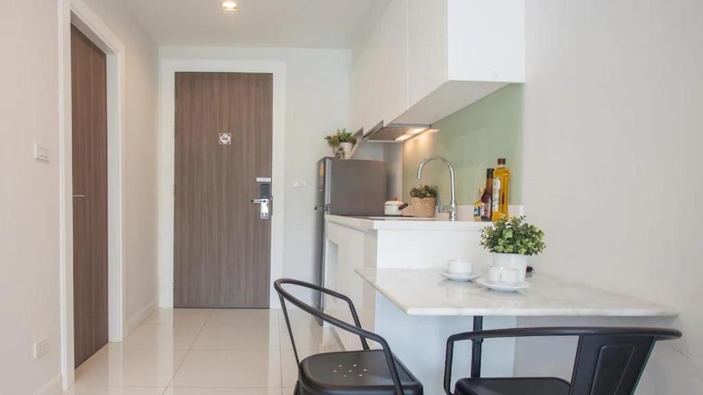 The Sunshine Bangsaray Apartment Bang Sare Exterior photo